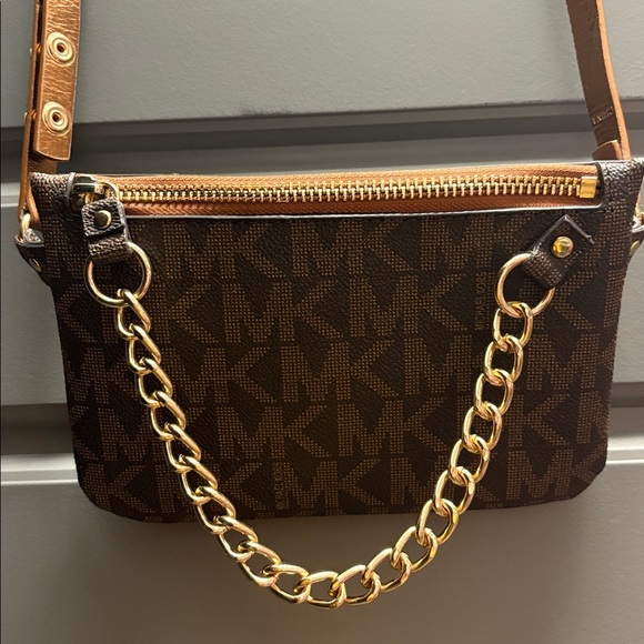 Michael Kors Dark Brown Crossbody belt Bag with gold chain link hardware - Picture 6 of 12